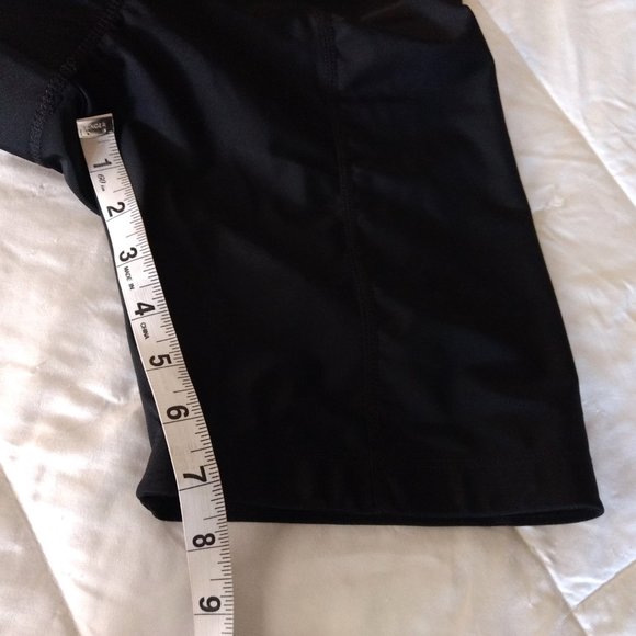 ZEFAL Cycling Shorts L-XL 32-36 Black Logo Red Form Fit Padding Bicycling - Picture 9 of 12